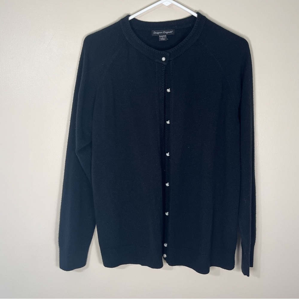 Women’s Size L Designers Originals Luxelon Black Knit Cardigan Pearl Buttons
